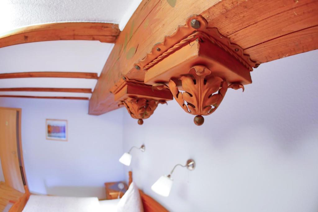 Gasthof Zum Goldenen Kreuz Wilhelmsdorf  Dış mekan fotoğraf