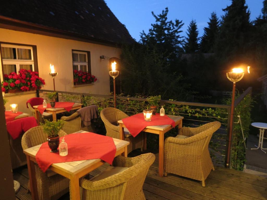 Gasthof Zum Goldenen Kreuz Wilhelmsdorf  Dış mekan fotoğraf