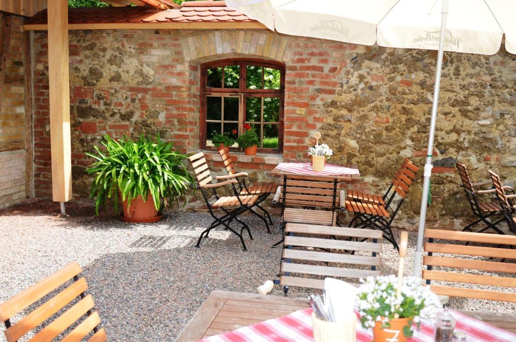 Gasthof Zum Goldenen Kreuz Wilhelmsdorf  Dış mekan fotoğraf